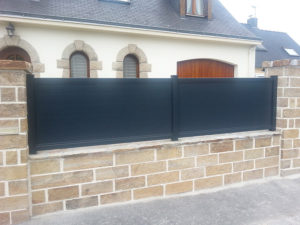 Pose de vos cloture aluminium - Clotures 44